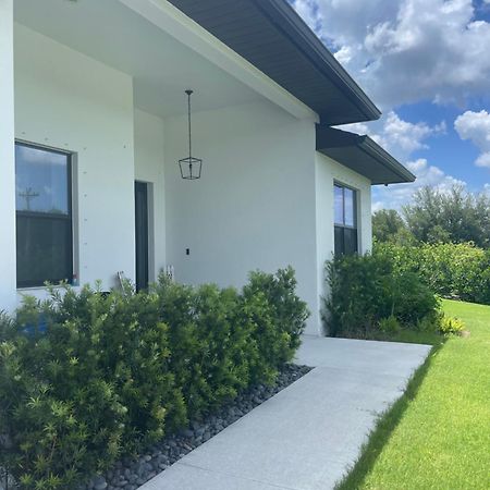 Casa Blanca Private Suite Lehigh Acres Exterior photo